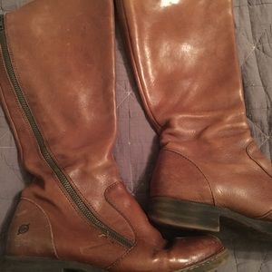 Born boots - size 9, brown